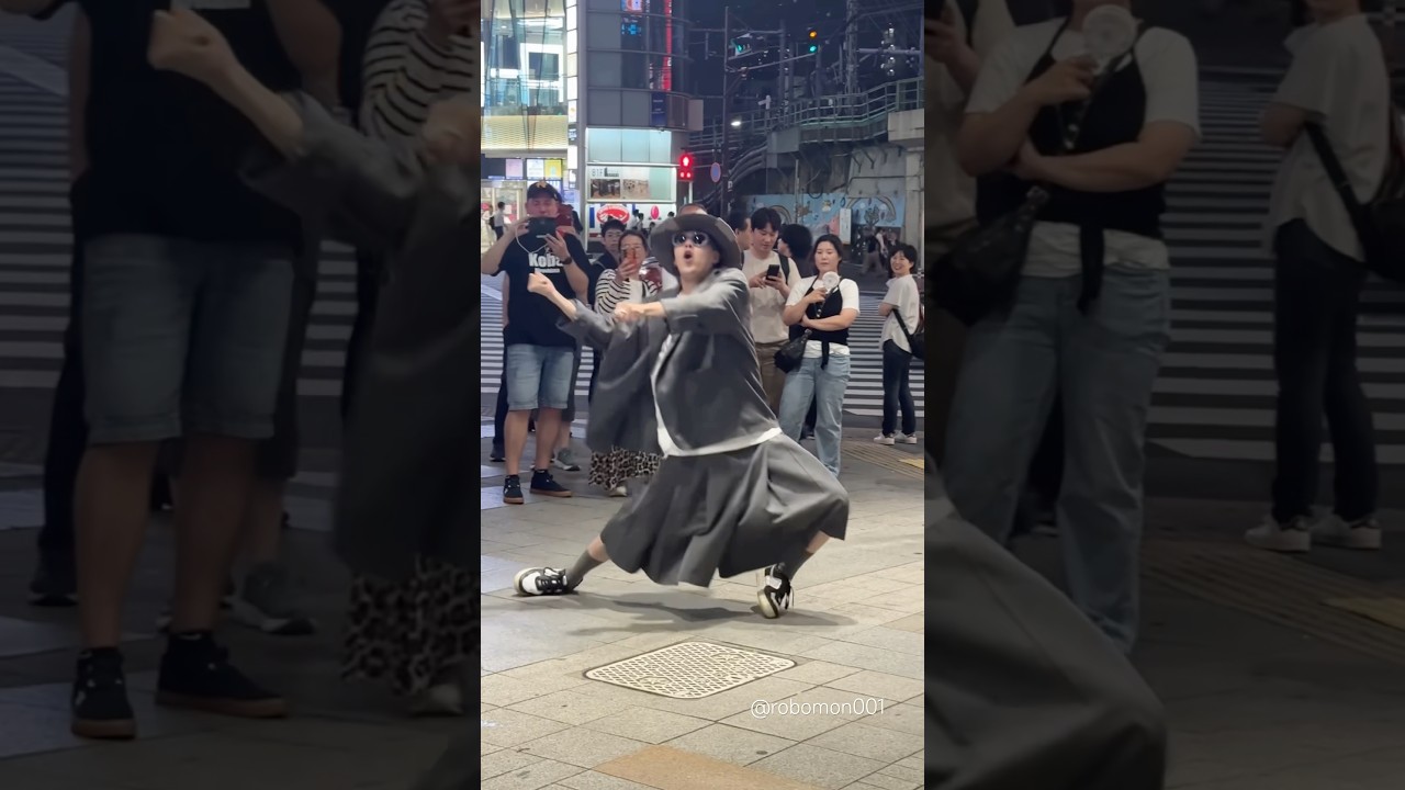 【1,2,3レッツゴー！】【東京のバズったストリートパフォーマンス】ロボモン