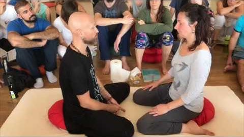 BioDynamic Breathwork demo. Heart Opening (Thoracic belt of tension) with founder Giten Tonkov