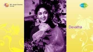 Listen to one of the sad songs ghantasala,"bommanu chesi" from film
devatha. cast: ntr, savitri, chittor v nagaiah, b padmanabham,
gitanjali, rajanala...