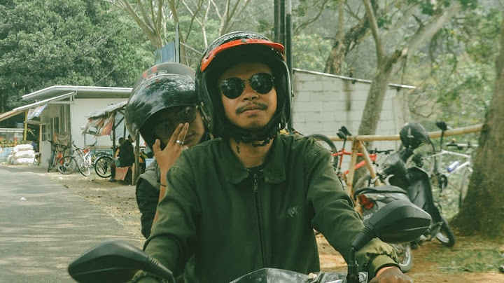 Capruk band - Alfian mencari arah pulang ( menertawakan diri sendiri ) official music video