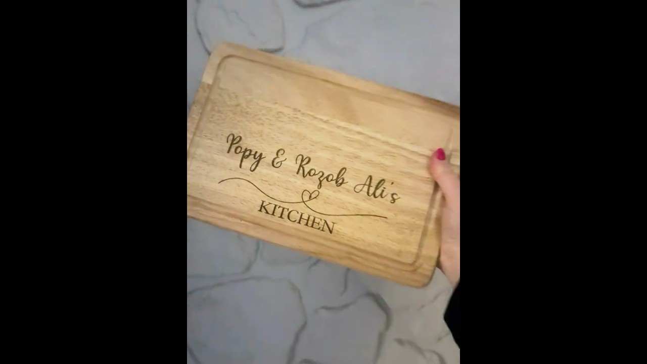 Personalised Wooden Chopping Board with Heart – A Thoughtful Gift for Loved Ones ❤️🍽️