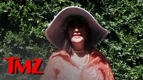 Kardashian's Crazy Aunt Karen | TMZ