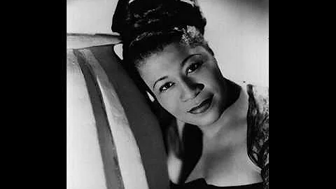 Jazz•Street / Ella Fitzgerald - It don't mean a thing (with lyric) - DayDayNews