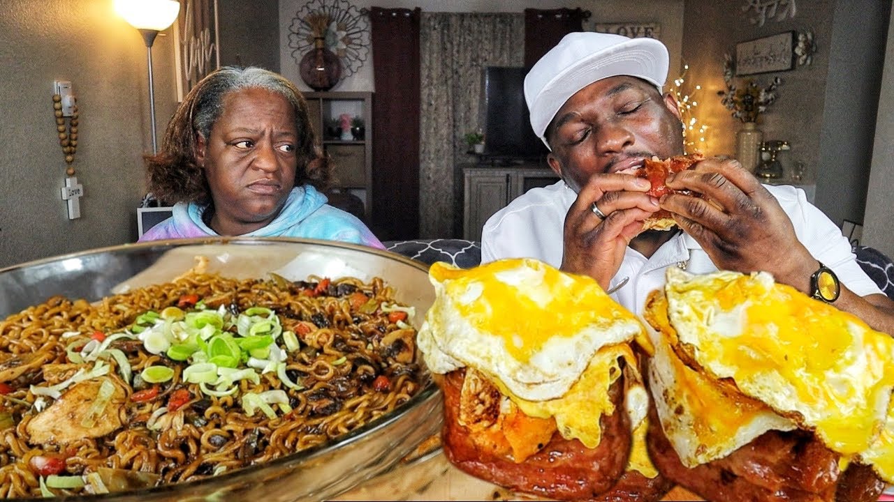 SPAM| EGGS| BLACK BEAN NOODLES| ASMR COMEDY| MUKBANG EATING SHOW!!