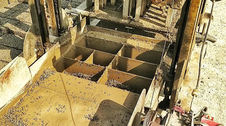 CONCRETE BLOCK MAKING MACHINE, PLC OPERATED || How They Make Concrete Blocks With Machine