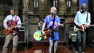 Video thumbnail of "Sonic Youth - Bull In The Heather (Live Letterman 1994)"