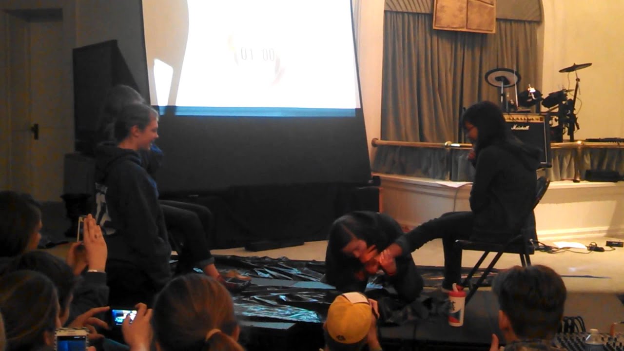 Eww this girl liked chocolate of her friend foot