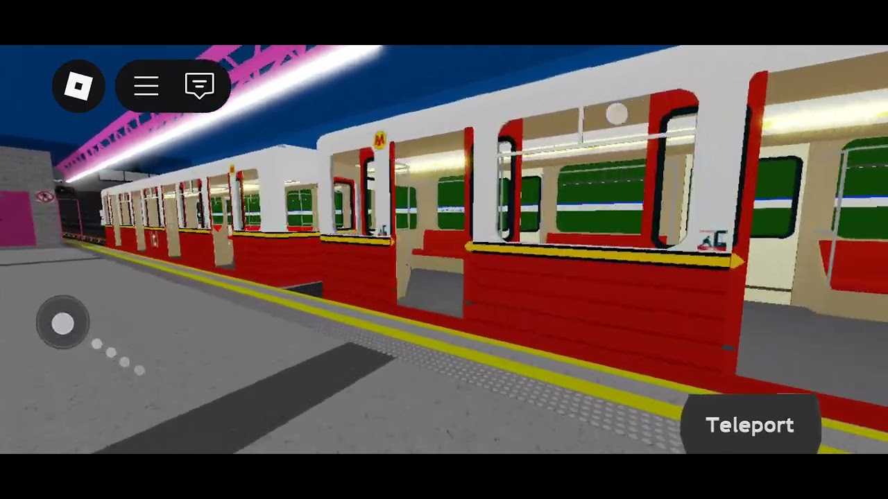 WMR. Line M2 From Nowy Świat—Universytet to Świetokryzska (Read the description)