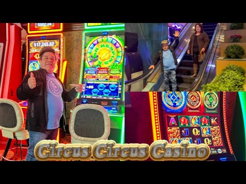 Lalo España en el casino de la feria de Colima