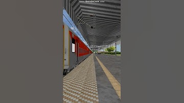 19019 BDTS HW DEHRADUN EXP WITH ET WAP7 AT HIGH SPEED #msts #indianrailways #bgpro #vgproduction