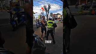 Sudah Salah, Bule Ini Malah Arogan ke Polisi😠#shorts