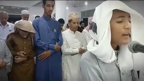 من صلاة التراويح في تعز جيل قرئاني صاعد  ماشاء الله تبارك الله اي صوت واي تلاوه لم اسمع مثل هذا