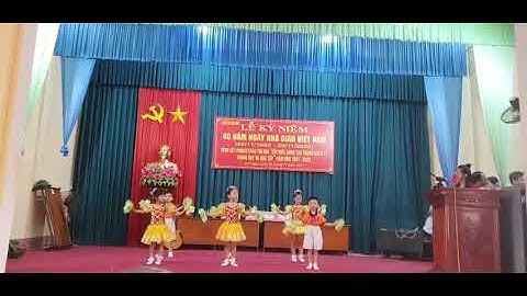 Bông hồng tặng cô - Tiểu học Ngô Quang Bích