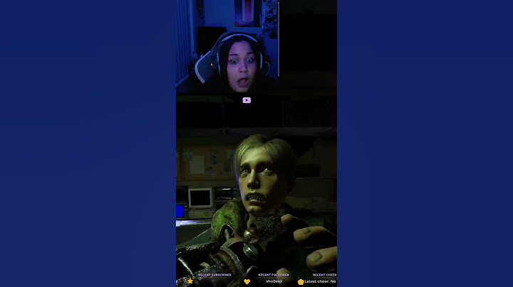 I think I was more scared than the Leon! First time grabbing a survivor! | #lala_llamas on #Twitch