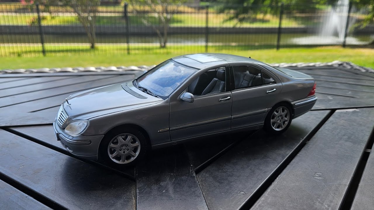 Maisto 1/18 mercedes benz s-class review!!! - YouTube