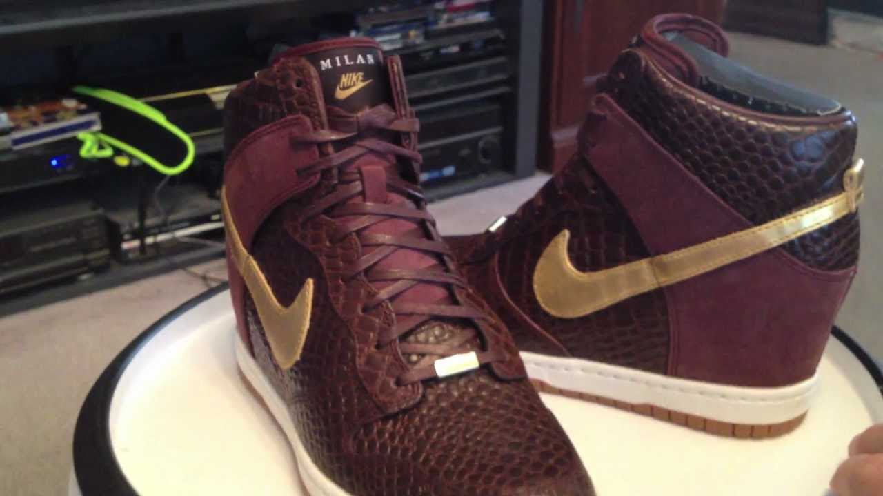 gold nike sky hi dunks