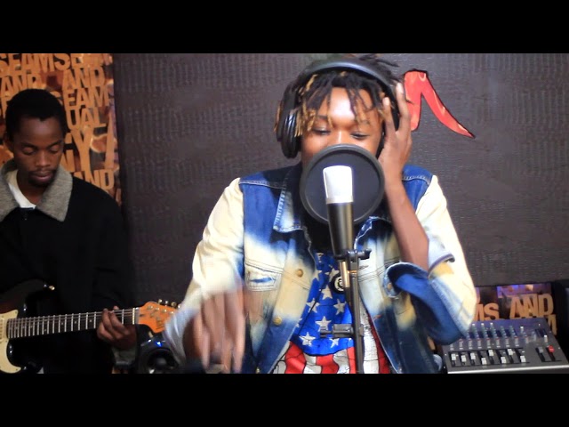 WIKISE PERFORMS WITH ZERO AUTOTUNE AT MIKOZI STUDIO LIVE ( CHIKAMPHULIKIRE) class=