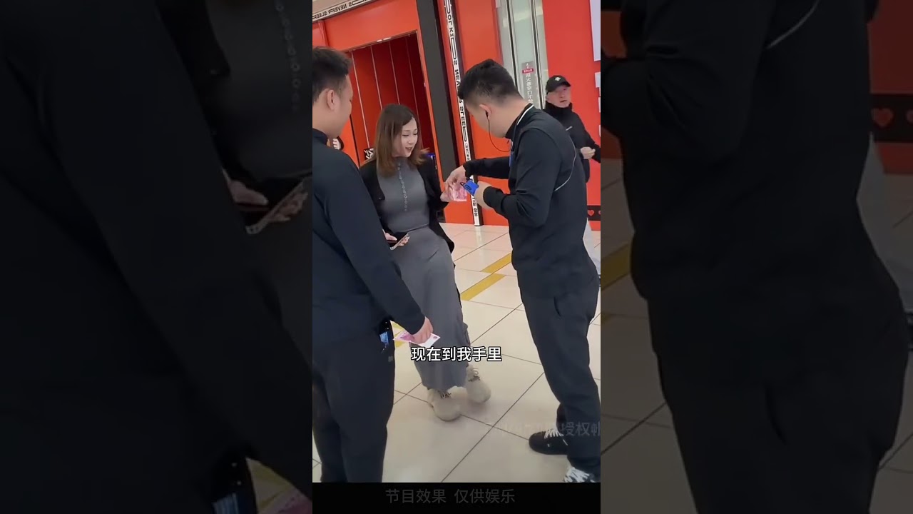 Flirty Outdoor Chat with a Hot Chick