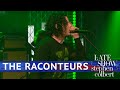 The raconteurs perform bored and razed