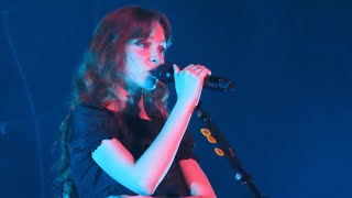 Holly Humberstone - Paint My Bedroom Black (live at Brooklyn Steel 05/11/24)