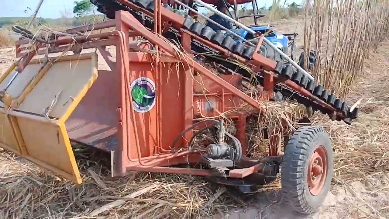 เครื่องตัดอ้อยติดรถไถ