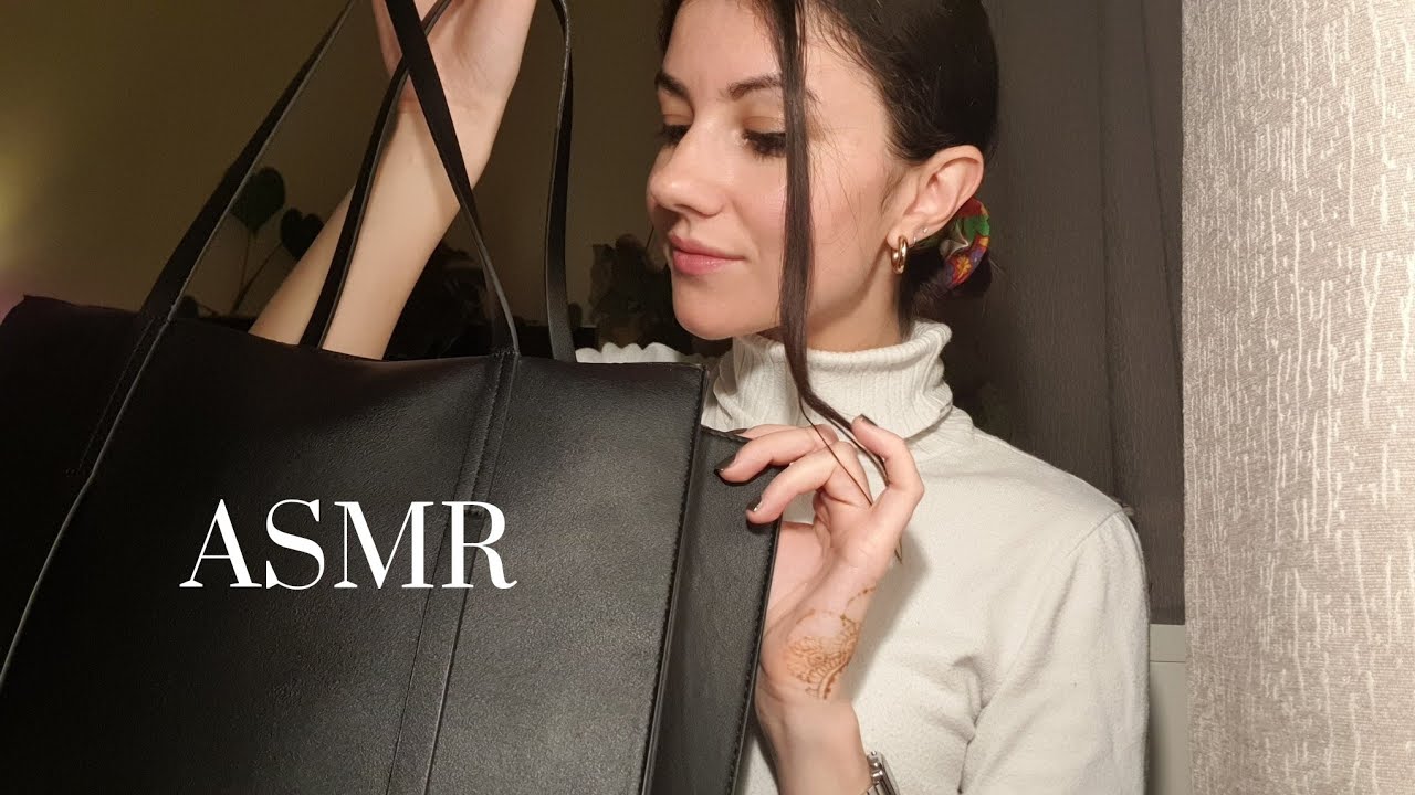 What's In My Bag 👛 (Onesto) | ASMR ITA • whispering, tapping