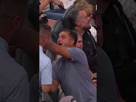 Whose hat is it anyway? 🧢