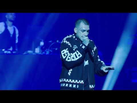Ezhel - Pavyon (Volkswagen Arena Live 2019)