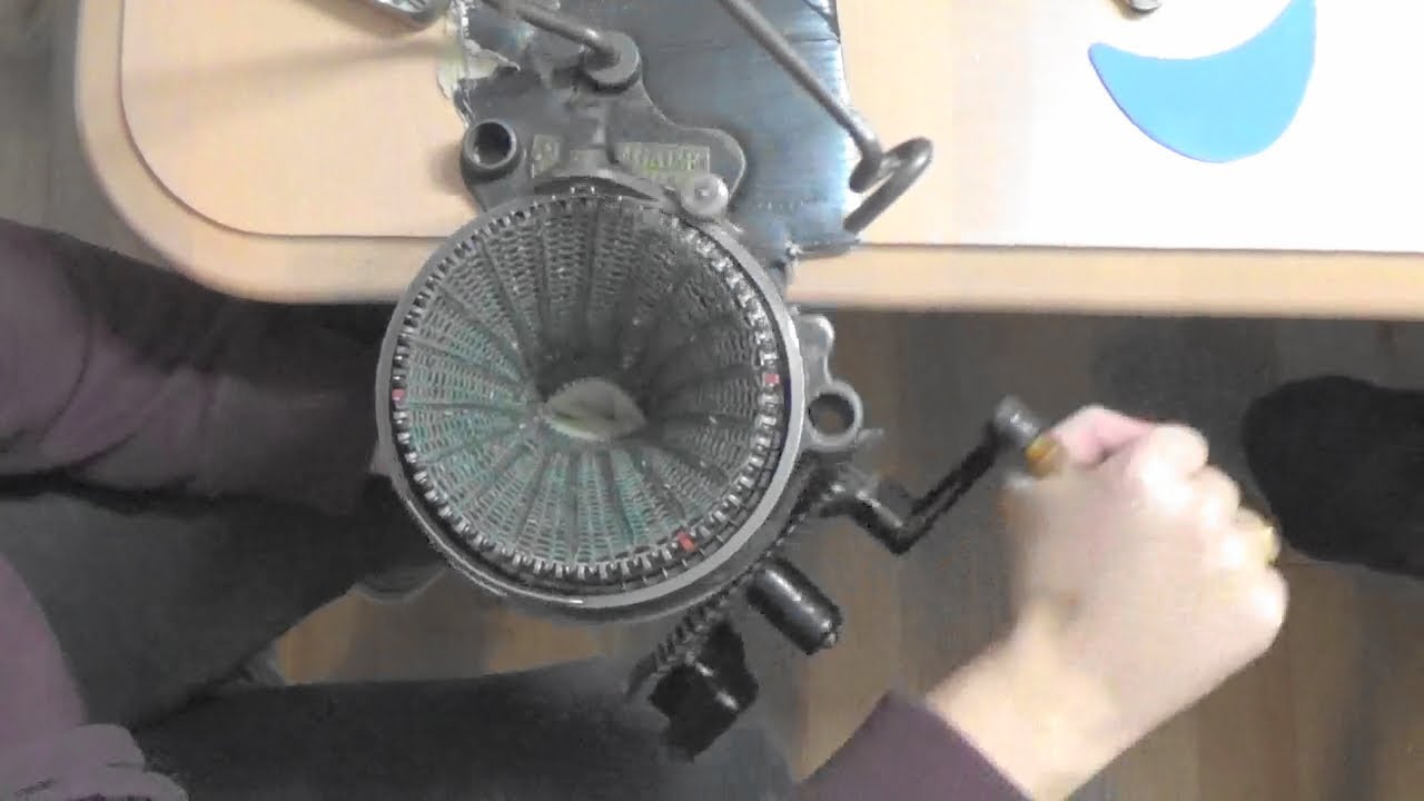 D'hier à aujourd'hui - Coup d'oeil sur la machine à tricoter circulaire