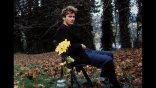 THE TRUTH ABOUT RIVER PHOENIX