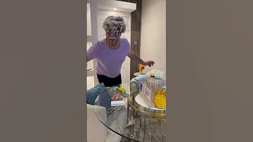 خلودة ودادي أكلو كل الشوكولا 