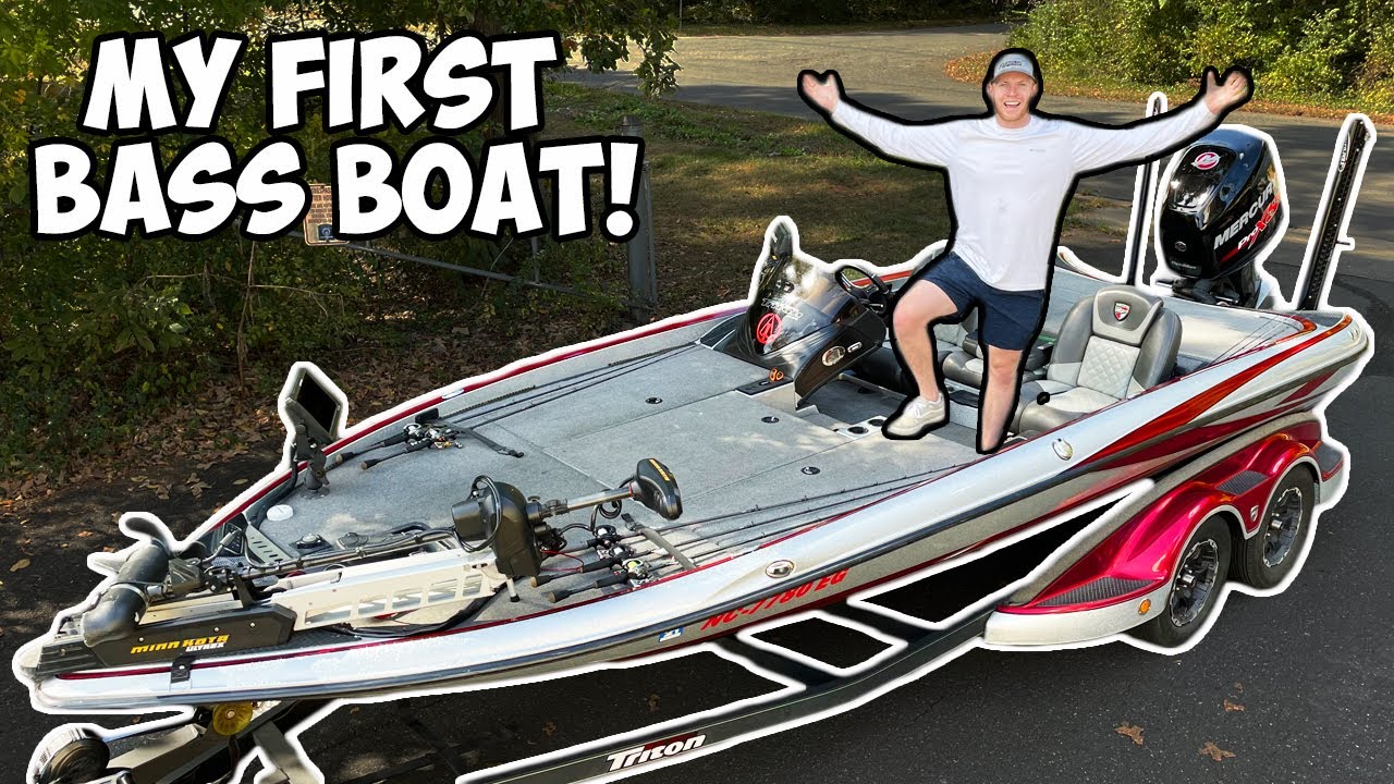 I Bought MY FIRST BASS BOAT!!! (FULL TOUR) - YouTube