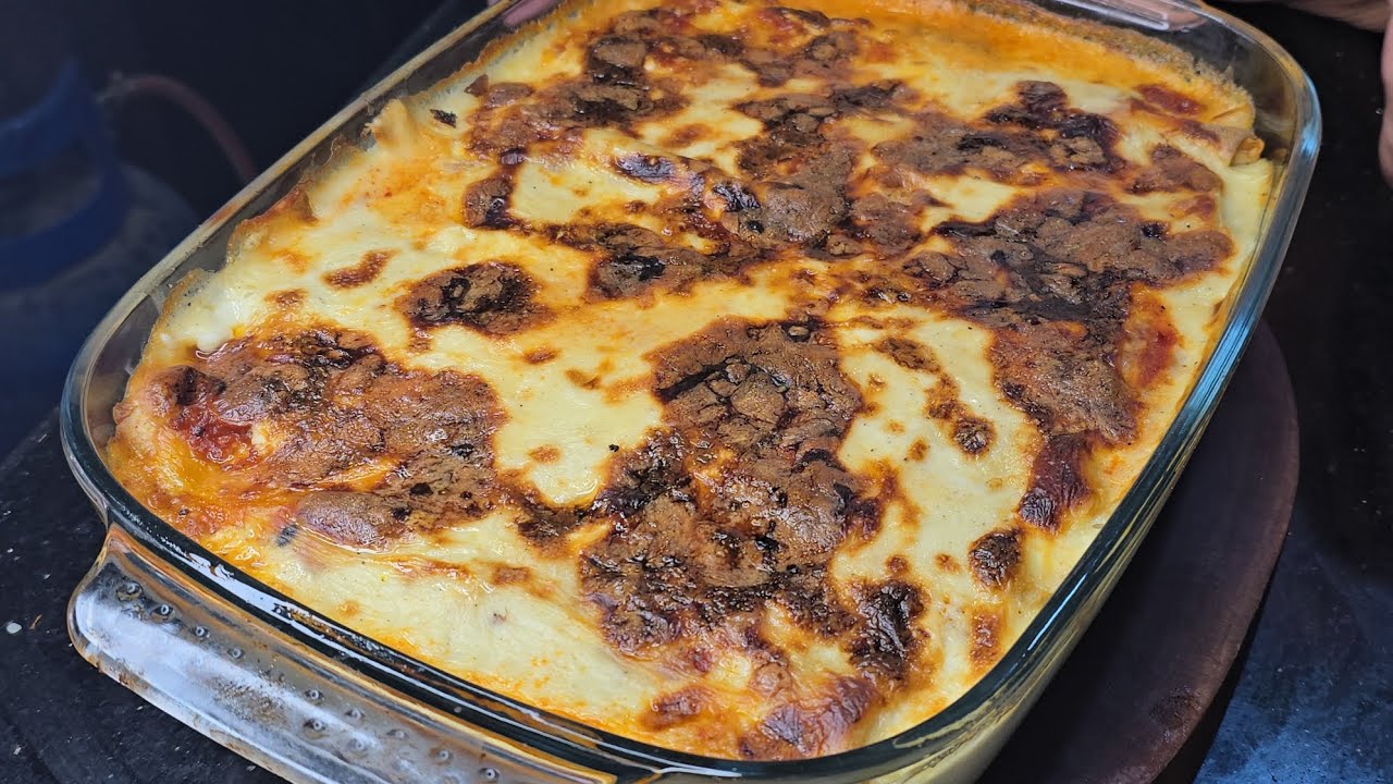 كانيلوني باللحمة المفرومة والبشاميل… طعم إيطالي 