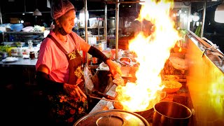 Grandma with Unbelievable Cooking Skills Thai Street Food | Krabi Night Market Thailand