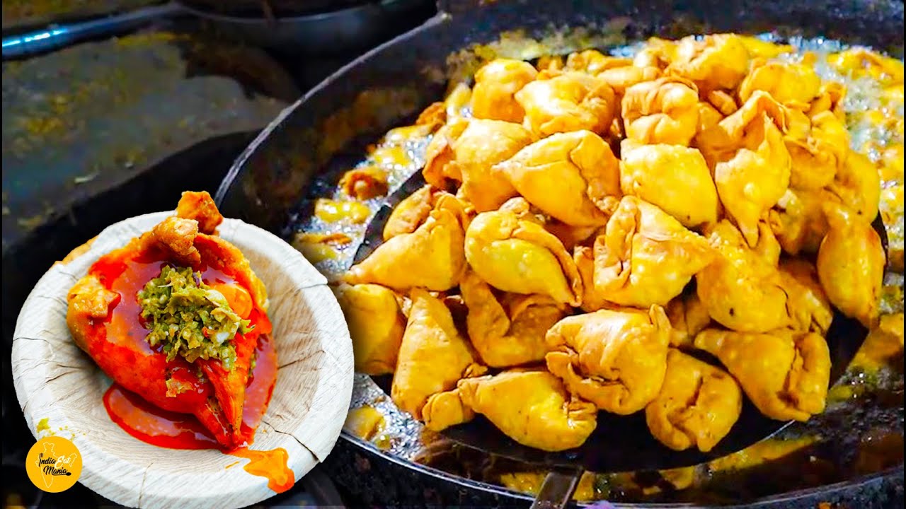 Ayodhya Most Popular Ramji Samosa Wale Daily 5000 Samose Bulk Making Rs. 15  l Ayodhya Street Food