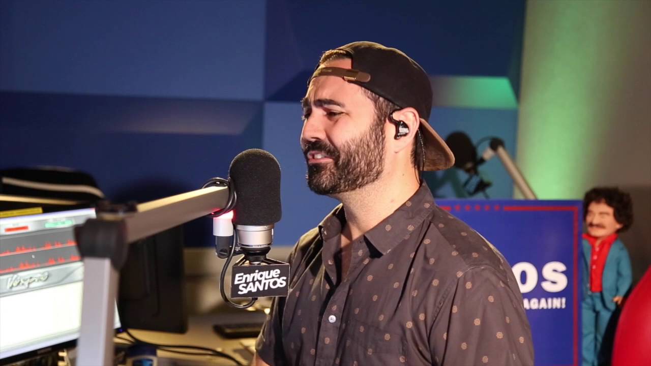 Broma Telefonica a Farruko