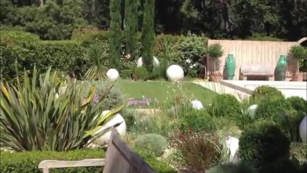 beproeving Veilig geleider A Special Garden in Provence - YouTube