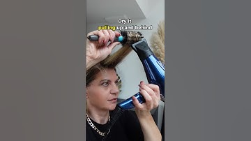 Easy way to blow dry your curtain bangs #hair #hairstyletutorial #curtainbangtutorial