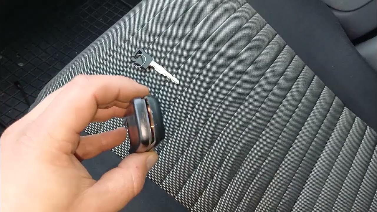 Key Battery Suzuki Proximity keyfob HOW TO change - YouTube