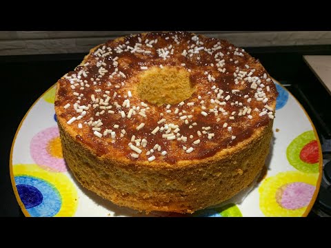 Chiffon cake con confettura di ciliegie