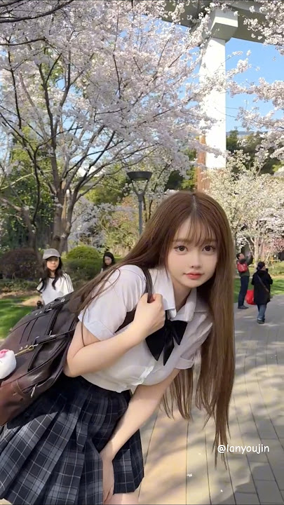 Sakura Sakura wants to see you 🌸🤍 #lanyoujin #douyin  #樱花 #jk #甜妹