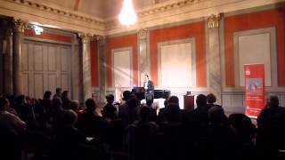 Tenor Massimiliano d´Antonio singt Good Night und Wenn der weise Flieder wieder blüht