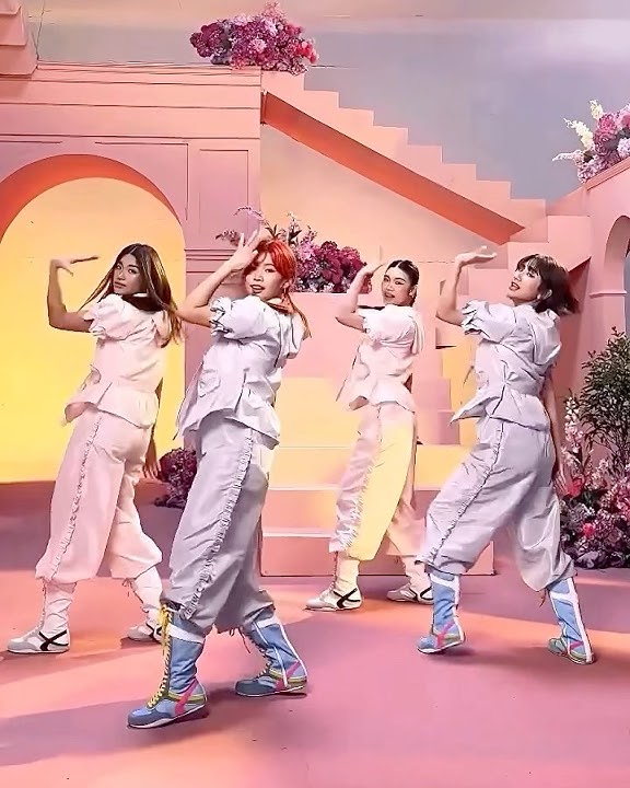 BINI “First Luv” Dance Practice #Mirrored