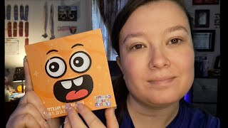 ASMR/ Trying the cinnamon toast crunch makeup  pallet.