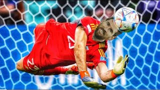 When Messi Becomes A Goalkeeper!!