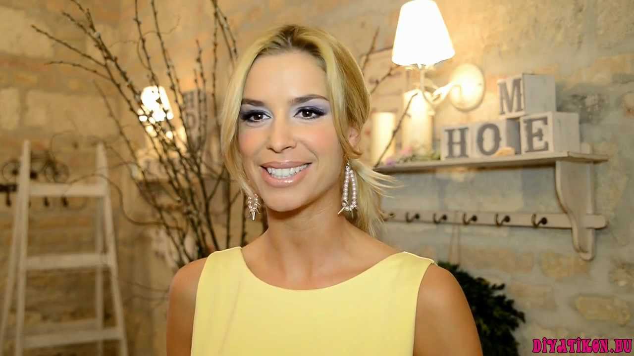 Dukai Regina párizsi hangulatban