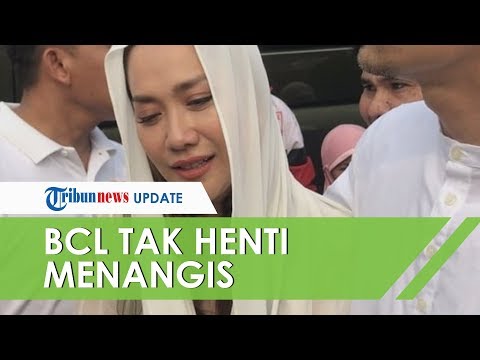 BCL Tak Henti Menangis Dengar Habibie Wafat, Ashraf Sinclair Terus Tenangkan sang Istri BCL Tak Henti Menangis Dengar Habibie Wafat, Ashraf Sinclair Terus Tenangkan sang Istri