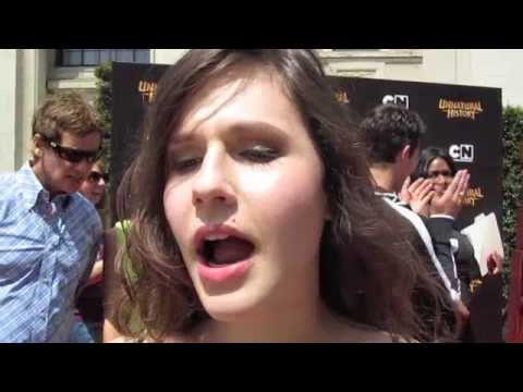 ERIN SANDERS TALKS BIG TIME RUSH!