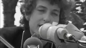 Bob Dylan - Love Minus Zero/No Limit (live 1965) Bob Dylan - Love Minus Zero/No Limit (live 1965)
