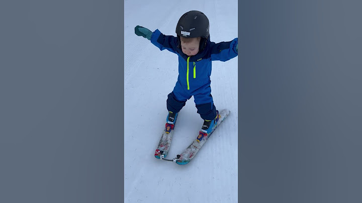 Auguste - 2 ans et déjà un pro du ski !